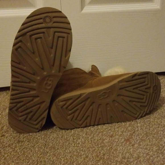 Ugg boots women's size 5 - Picture 4 of 4